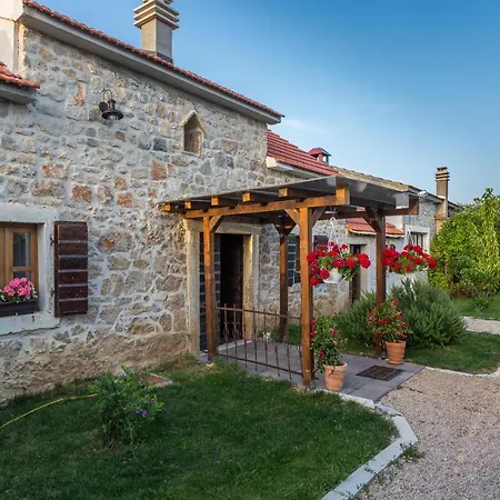 Feriehus Kuca Za Odmor Joko I Jeka *