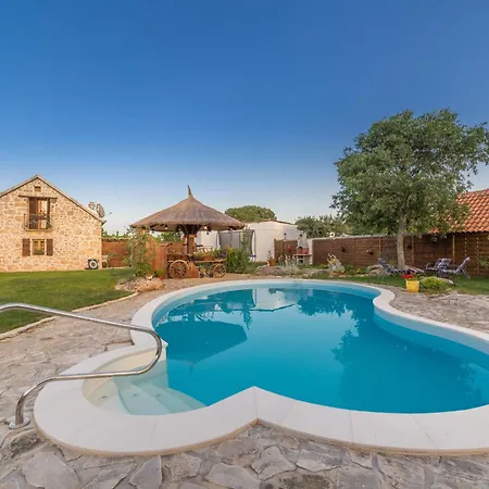 Kuca Za Odmor Joko I Jeka Σπίτι διακοπών Bogatić